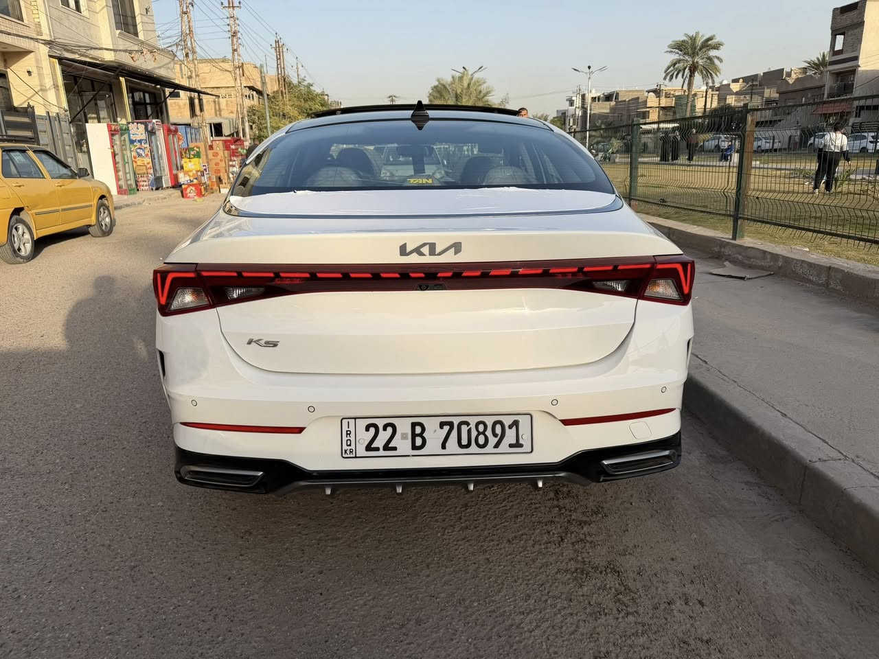 السلام عليكم 
للبيع كيا k5 2022 خليجي وكاله nim فول 1/1 
بانوراما كراسي كهرباء كشنات تدفئه سايد بريك بصمه 
بصمه وتشغيل عن بعد مكينه 2000 دوش شاشه اصليه كار بلي وكامره ماشيه 44 الف كيلو سياره جديده حيل ومكفوله عدا بارد بسيط رقم اربيل تحويل او وكاله مكاني بغداد السيديه للاستفسار اكثر اتصل 
+964 770 180 8310


**إذا كنت صاحب هذا الإعلان وتريد حذفه لأي سبب، رجاءا أرسل رسالة إلى الدعم الفني**