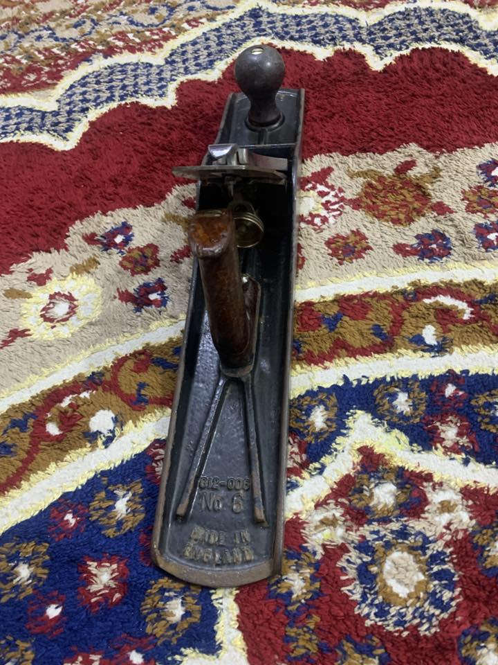 بلانيات ستانلي عدد 2 حجم 5 سعره 100 وحجم 6 سعره 100 العنوان بغداد توصيل موجود *********** وتساب موجود
