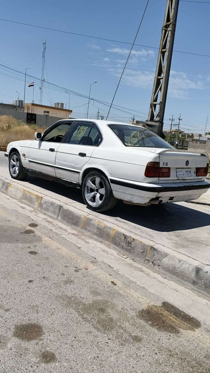 للبيع بيئم 50025 محرك كبس گير عادي موديل 91 سياره جاهزه رقم بغداد  من كلشي بيع مستعجل السعر 40 وبيها مجال  التصال ***********
