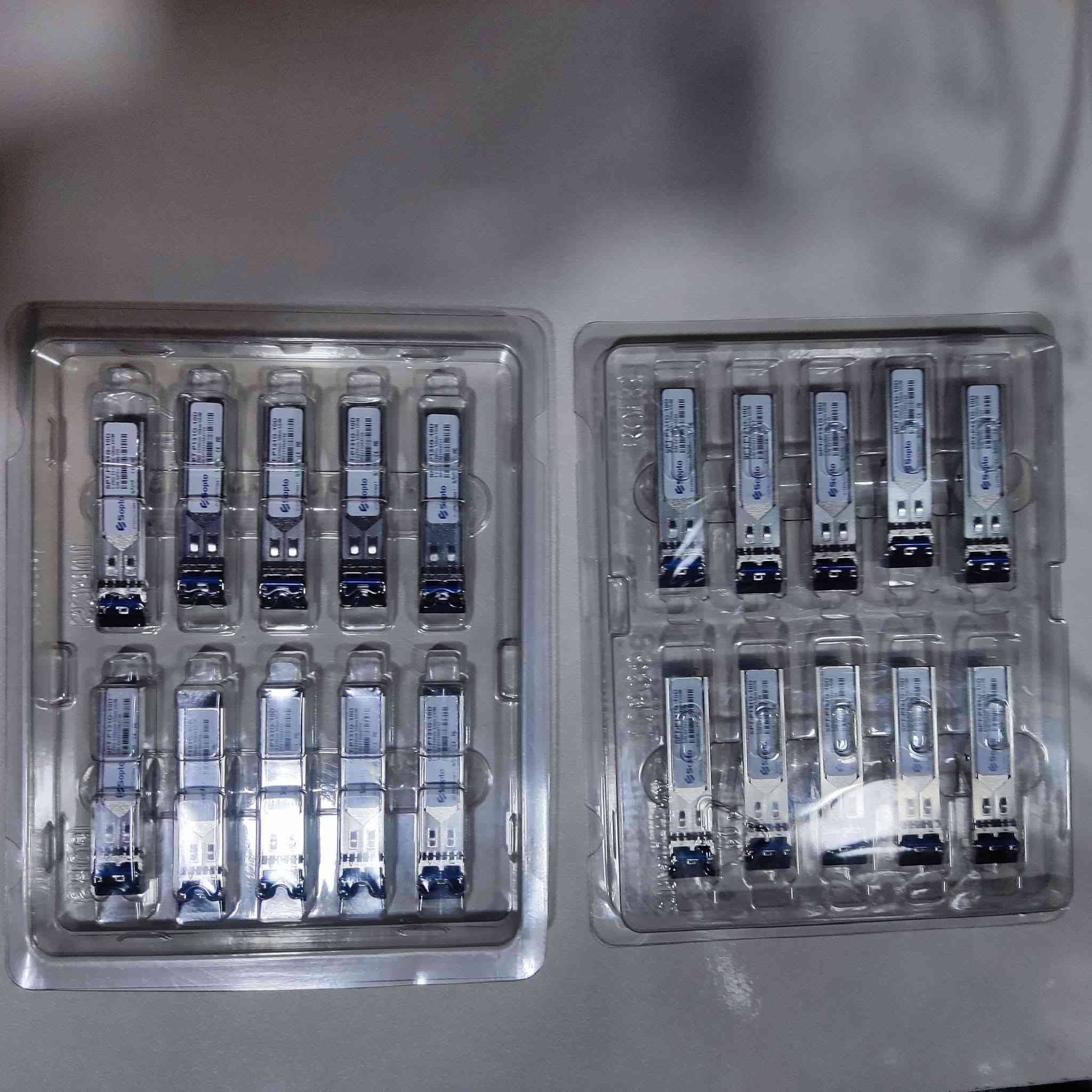 السلام عليكم عندي هذن للبيع شلع كلهن جدد غير مستخدمات عنواني البصرة المركز حط سعرك وتصل علية
***********
