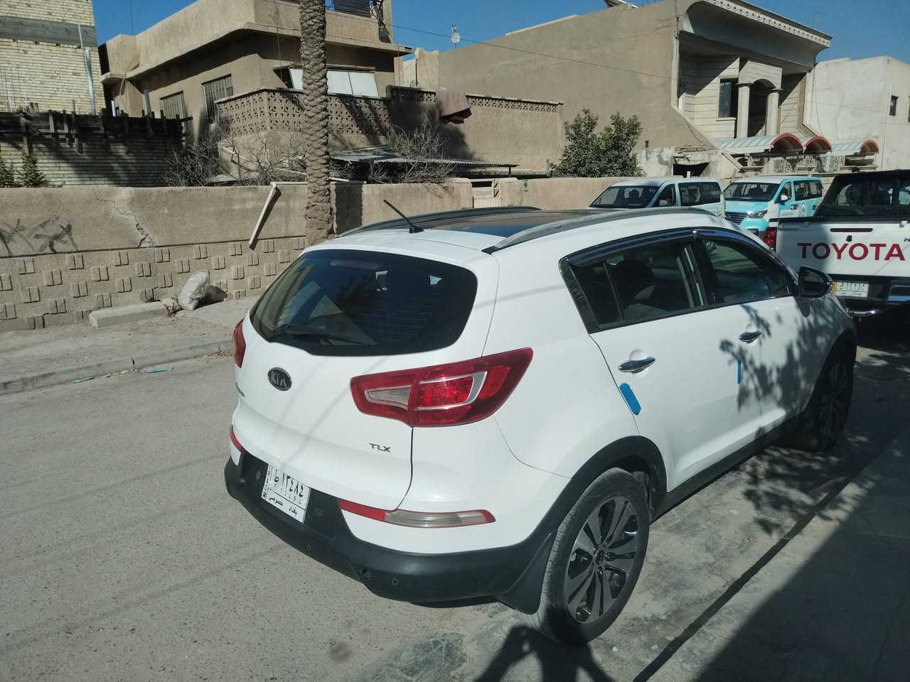 السلام عليكم كيا سبورتج مودل 2011 خليجي مكينه مفتوحة مكينه 2000 السيارة بسمي ثاني تحويل مكان السيارة بغداد حي جميلة السعر 110 وبيها مجال للشراي رقم الهاتف ***********
