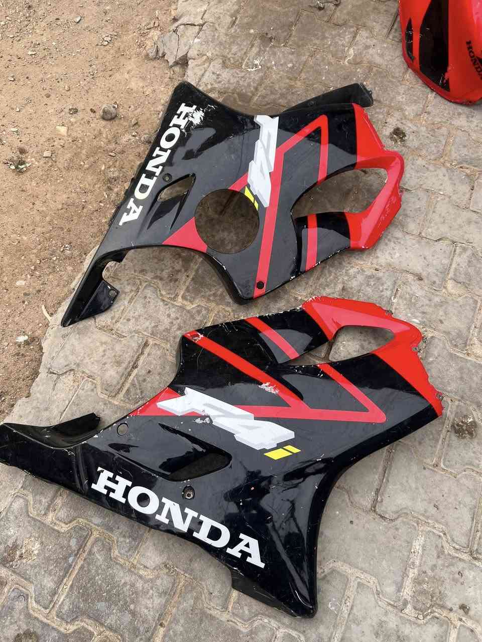 سلام عليكم دراجه ام فوراي دراجه كامله مكمله فصخه للبيع وشراي بي خير ويدلل مكان بغداد الحسينيه ***********
