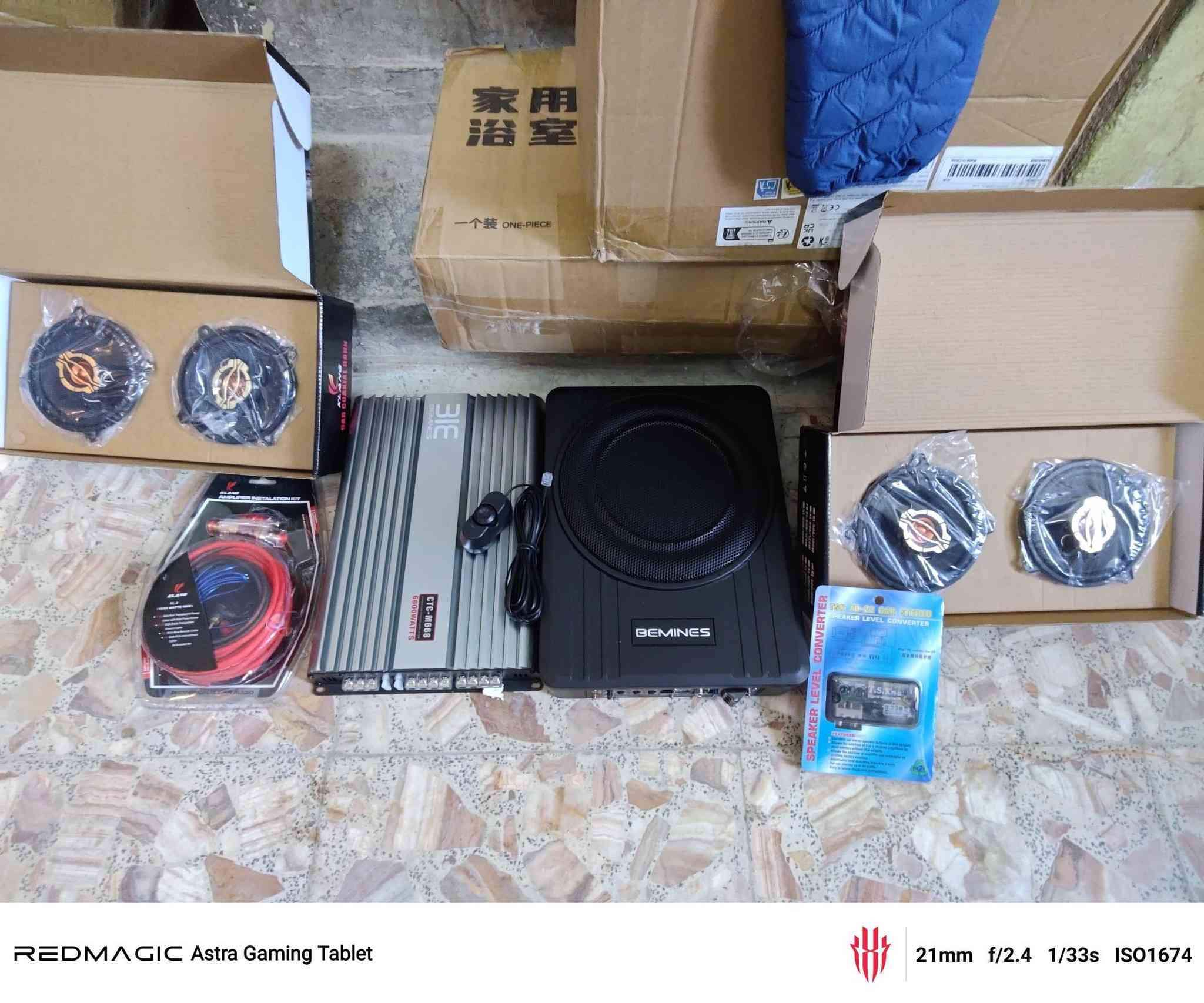 سلام عليكم 
من رخصت صاحب الكروب مضخم صوت للبيع توالصل ***********
