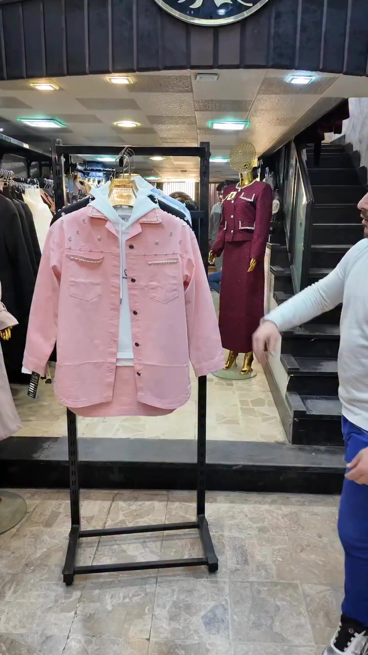 كتير محظوظين زباينا 🎼
لمعرفة السعر التعليق بنقطة او ارسال صورة القطعة برسالة 👏🏻
الموقع : حماه - حي الشريعة شارع الايمان جانب دومينوز بيتزا 
للتواصل : 0932810800


**إذا كنت صاحب هذا الإعلان وتريد حذفه لأي سبب، رجاءا أرسل رسالة إلى الدعم الفني**