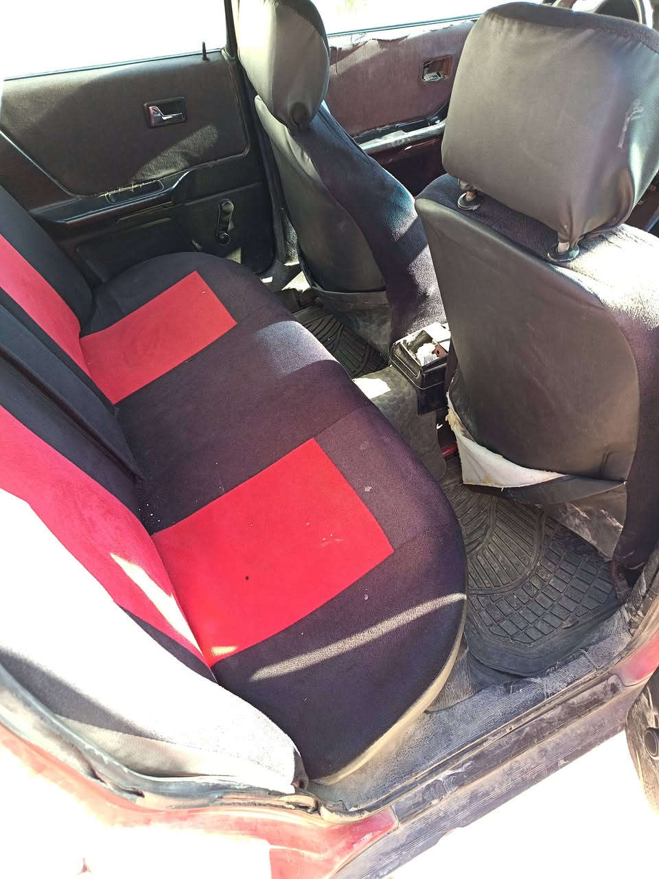 سياره أودي موديل ٨٩ رقم صلاح الدين صاحبها موصل جديد هزه جديده محرك كير طخم تواير وايرمنيات كلو جديد صاحبها شرعي كبون بانزين السعر ٢٦ورقه الاتصال مكلف بنشر رقم صاحبها ***********
