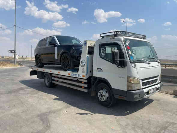 کنتر ٢٠٠٦
٧ گیر مکینە سوپر پمونوزل 
رقم سنەوی هزە جدید
بدی کاوە ٥٧٥
شاسی ٥ متر
***********
