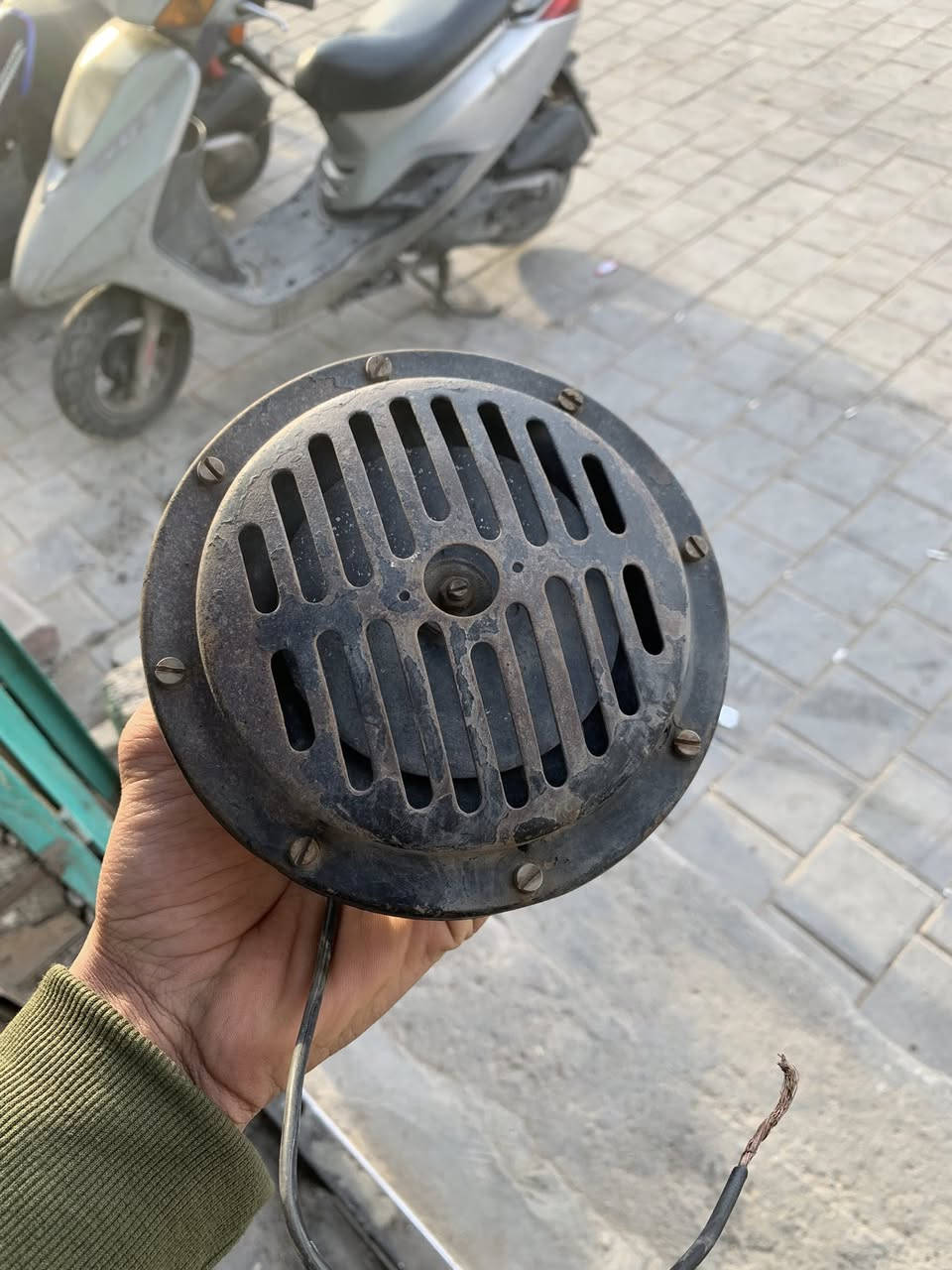 هورنات بوش جنح
للبيع 
مكان البلديات
***********
