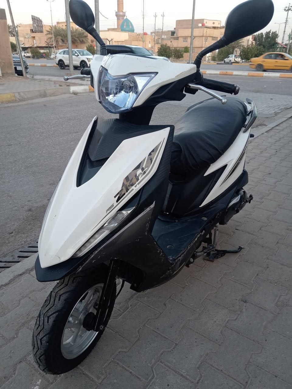 السلام عليكم
للبيع ماكس مضلع حديث موديل 2021 الدراجة أوراق كامله منفيس وكذا كله كامل كبل ترقم شرط الدراجه ما مفتوحة بلاديه كهربائيات كله شغاله سلف هندر لايت اشاير عداد بانزين السعر 650 وبيه مجال لشراي
مكاني كربلاء شارع المركز قرب ريحانه اي استفسار الاتصال على الرقم ***********
