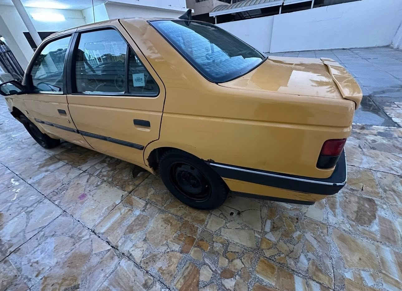 السلام عليكم للبيع

بيجو GLX 405 موديل 2010 رقم بغداد تحويل ثاني يوم 

مصفرة هيئة وغرامة سنوية لل 2028 تنتهي 

سيارة جاهزة مكاني بغداد الغزالية 
السعر 24 ورقة 
للأستفسار ***********
