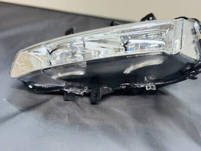 للبيع//مصباح ضباب أمامي (كشاف) بتقنية LED مخصص لسيارات لاند روفر رينج روفر إيفوك (Land Rover Range Rover Evoque). 
من 2011


**إذا كنت صاحب هذا الإعلان وتريد حذفه لأي سبب، رجاءا أرسل رسالة إلى الدعم الفني**