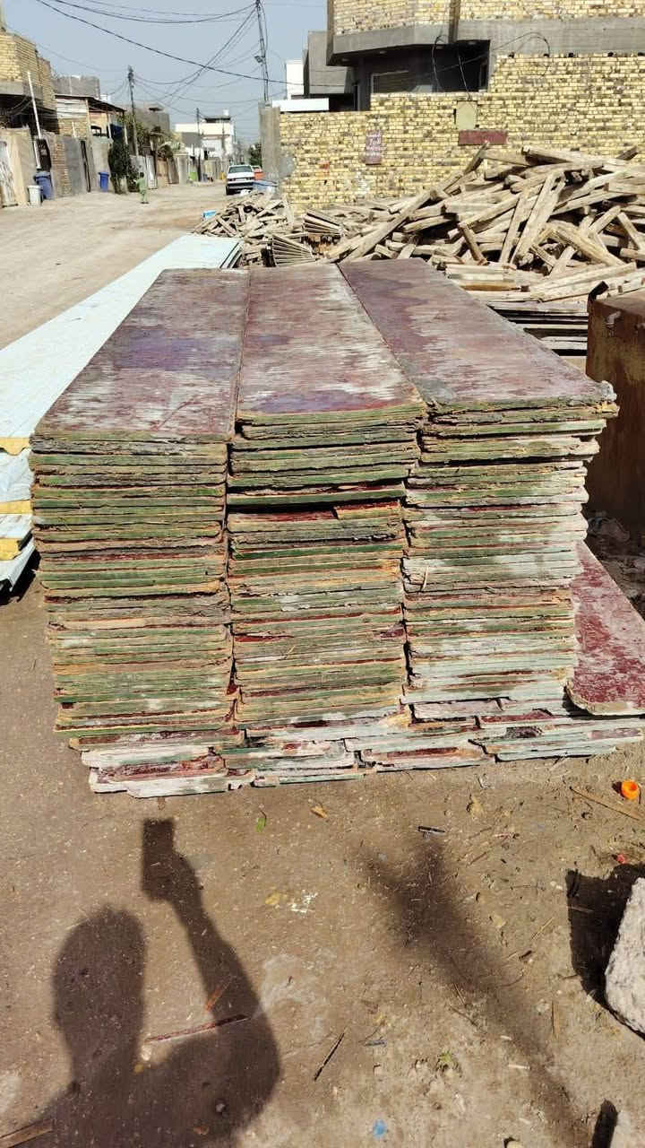 للبيع بلاويت  تارس شرايط عدد 135 شريط 
عرض 40 في 240
عنوان الحلة المركز
اتصال هاتف ***********
