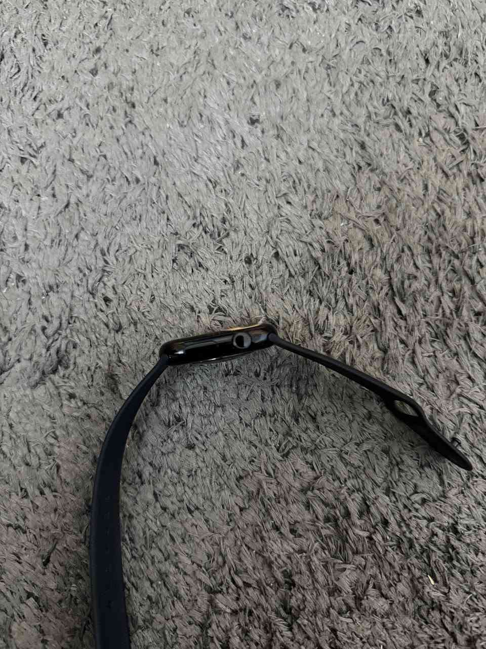 السلام عليكم
للبيع Apple watch الجيل 10 حجم 46 
بطاريه 100 نظيفه جداً وياها كيبل اصلي فقط
السعر 375 نهايتها مكاني شارع فلسطين


**إذا كنت صاحب هذا الإعلان وتريد حذفه لأي سبب، رجاءا أرسل رسالة إلى الدعم الفني**