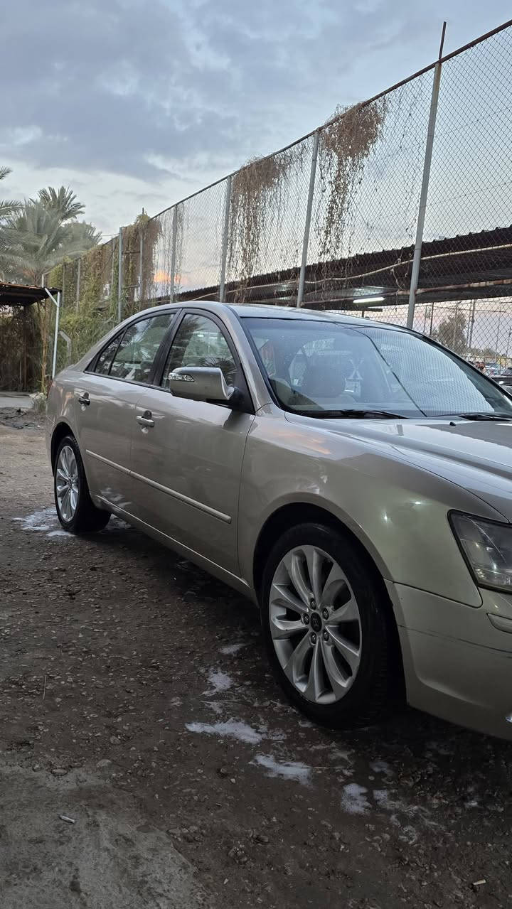 ﷽
##للبيع 
سوناته امريكي  2009 رقم اربيل 
فول موصافات تحكم مري جانبي فتحه. ويلكب مكينه 2400  تحكم ستيران حادثه جاملغ امامي بدون دواخل بيه صبغ قطع ابيع احزام  ليبل واحد مكان بابل المسيب  مكلف بالنشر رقم صاحب سياره. ***********
السعر 102 وبيه مجال
