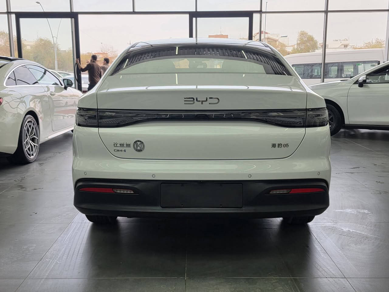 • بي واي دي سيل 05
• الموديل: 2025
• مواصفات: صيني 
• المسافة المقطوعة (العداد): 0 كم
• المحرك: 1.5 لتر هايبرد هجين 
• عدد الأسطوانات: 4 سلندر
• شركة: #KUWAITCARS 
• عنوان الشركة أربيل شارع مخمور
• أرقام الاتصال:
• ***********
• ***********
