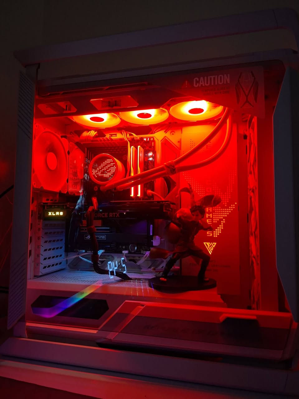 تجميعه للألعاب الثقيلة 4k والتصاميم والمونتاج المواصفات جباره اخر العالم
CPU: Intel i9 14900k 

RAM: gskill ddr5 2X48 (96GB)6400hz

M.B: ROG MaXiMuS Z790 HERO

GPU:RTX 4070 SUPER 12G

HARD:M.2 Nvme LEXAR 790  2T 7400hz

HARD:M.2 Nvme LEXAR 790  1T 7400hz

COOLER: ROG RYUO III 360 RGB

CASE: ROG hyperion gr701

POWER:seasonic focus gx 1000 gold

SCR:Xiaomi 27inch 2K 165HZ

SCR:ACER 27inch HDR 60HZ

UPS:1K ONLY

Keyboard:Fantech MAXFIT81 Vibe Edition

Mouse: Roccat Kone AIMO

WIN 11 PRO

كراتين القطع كله موجوده مع وصل الشراء والضمان...مكاني بغداد سعر 4.500.000 (***********) القطع كله براندات قويه ولحد يكسر بسعر لان ماراح ارد عليه وبالعافية على الياخذه.
