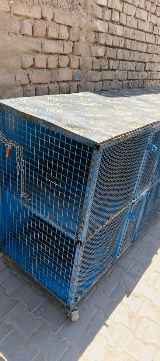 خانات دجاج  حديد للبيع  العنوان  بغداد جديدة الاتصال على الرقم ***********
