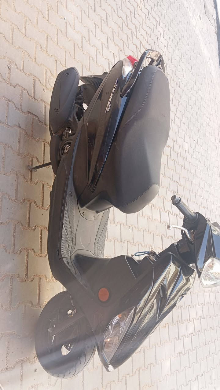 دراجه ياباني نضيفه كلش العنوان كربلاء مكان الدراجه حي الزهراء السعر مليون 700وبيه مجال ***********
