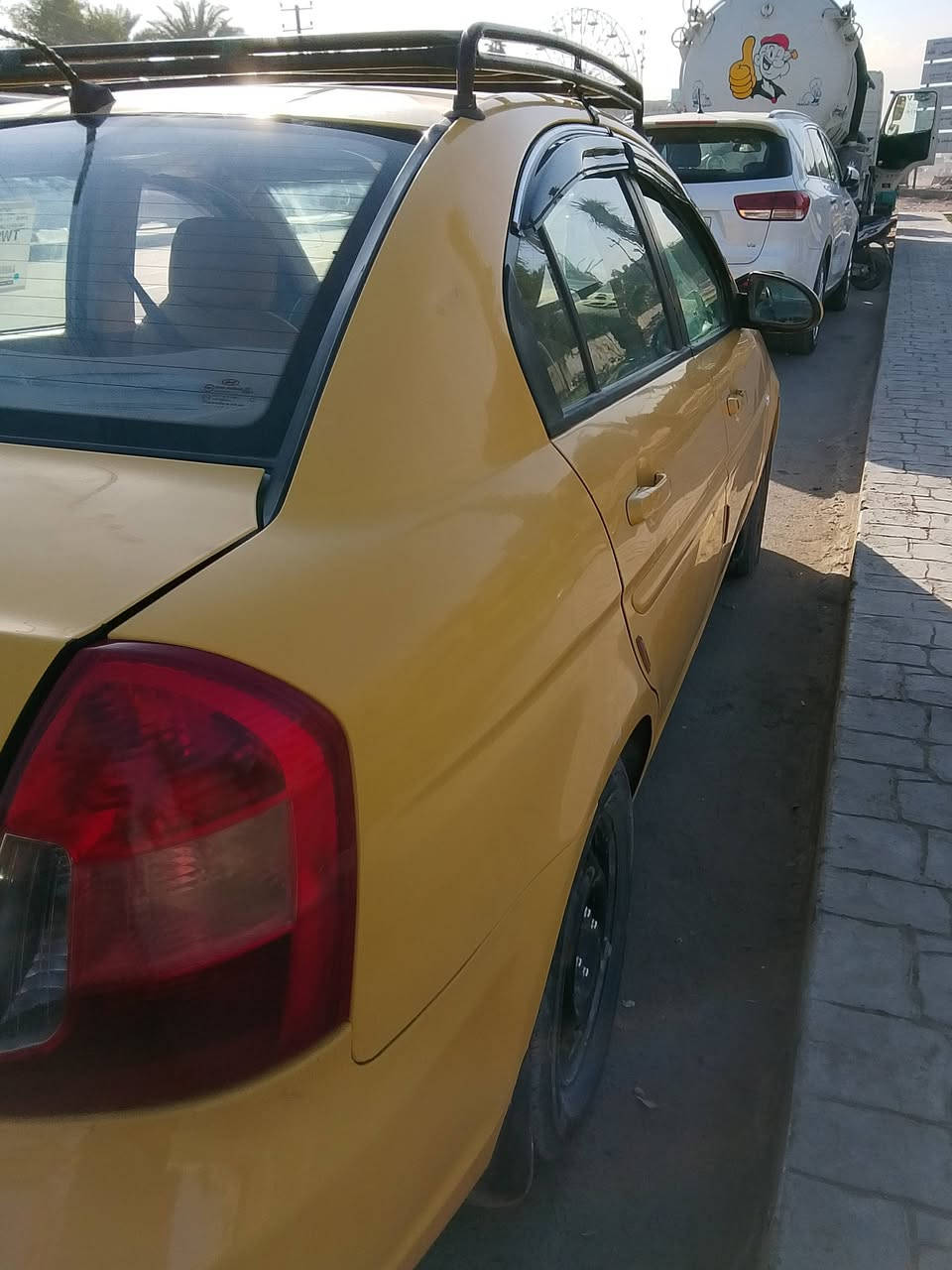 السلام عليكم اكسنت خليجي 11 فول اوتماتيك محرك 1600محرك صدر تخم تاير السياره مابيها  لاتبديل بس طخات هلال السيارة جاهزه خير من الله رقم ديالى مشروع وطني السعر 85رقم ***********العنوان بغداد الزعفرانيه
