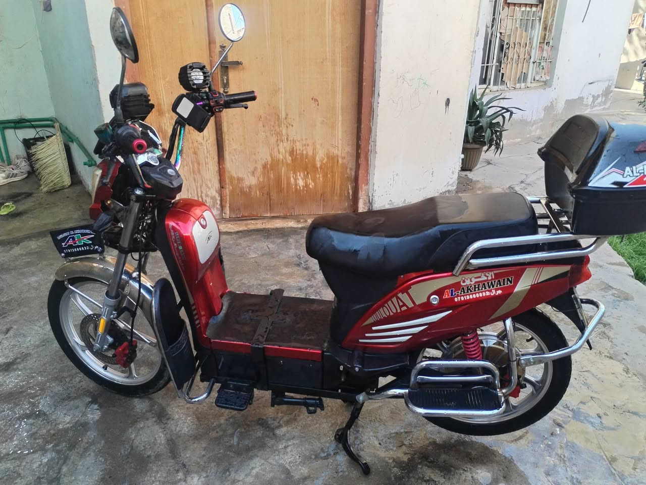 دراجة للبيع الخوين موديل 25بصمه يدوي 6بطاريات جدد جهاز مانع سرقة جادر ويا كهرباىيات  شقالة دراجة نضيفه  سعر  600وبي مجال ***********
