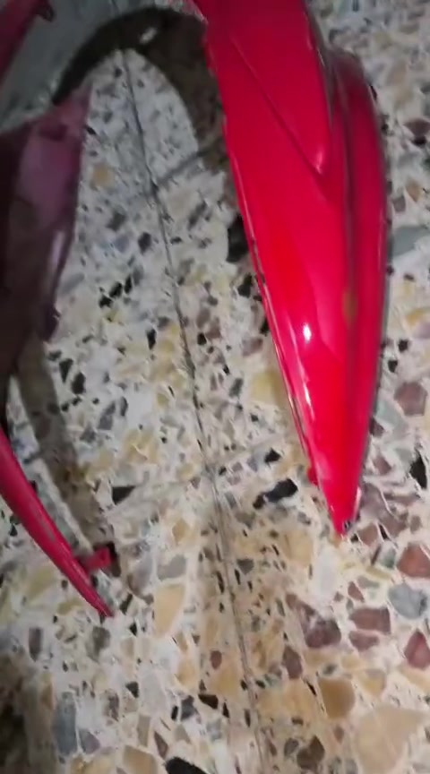 ٣٠الف مدينت الصدر حي طارق
***********
