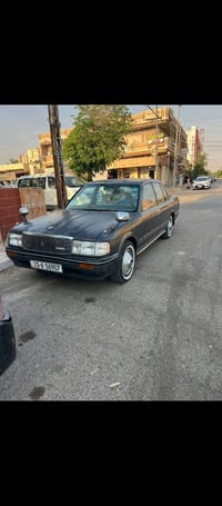 لبيع سريع كراون رنب  مديل94 سنويه جديده بدون صبق سياره جديده رقم 07701...