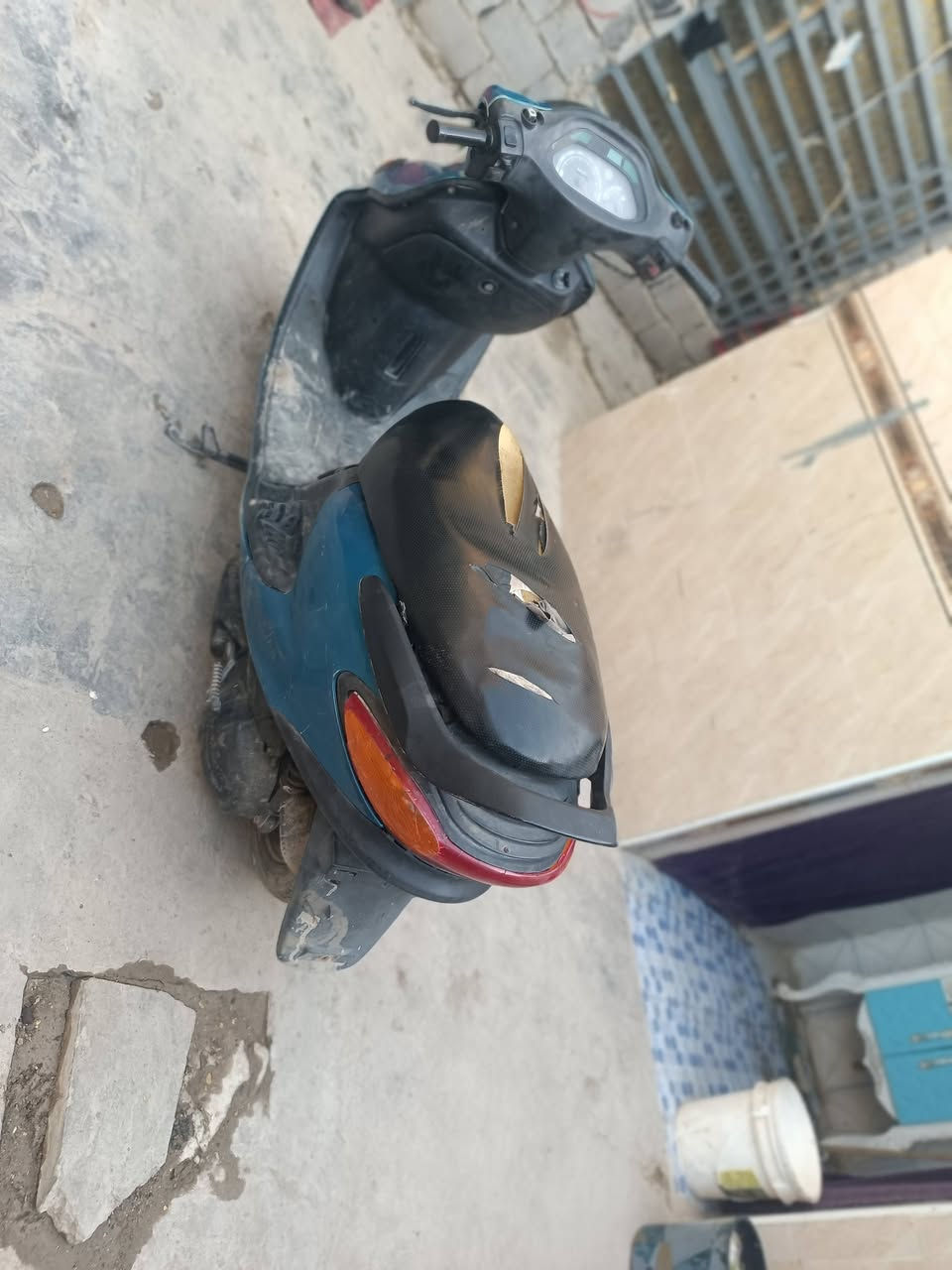 دراجه دولفين فحل ياباني سلف هندر كهربائيات كل شغاله تايرات جدد بيع مستعجل سعر 275 بابل الحمزه الغربي ***********
