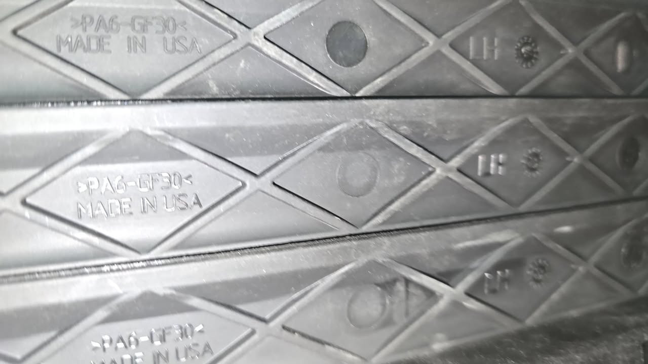 سلام عليكم
برده ترفرس موديل 2020_2023 بعدهي بحاله الوكاله 
ممشدوه جديده كامله مع الماطور سعرها 170 الف 
***********
