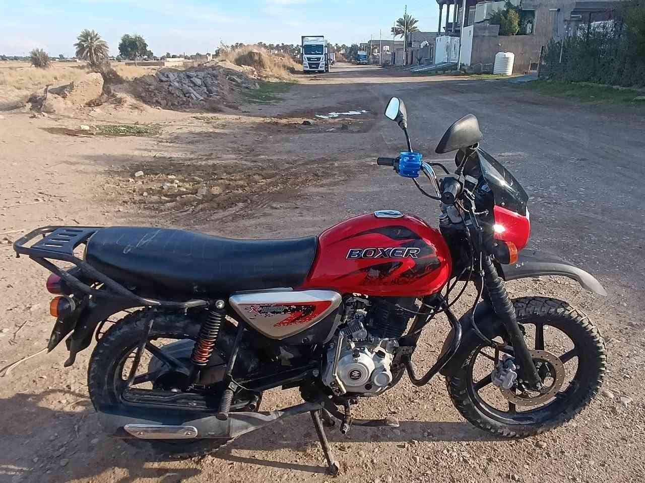 بوكسر جبلي موديل 21 محرك(150cc) رقم انكليزي بغداد وبأسمي تحويل ثاني السعر 1850 مكاني ديالى المقدادية 
(***********) أتصال أو واتساب
