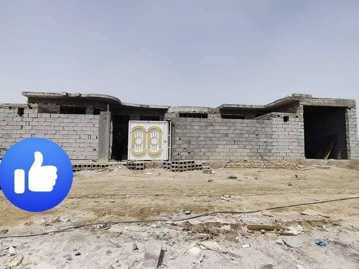 سلام عليكم/هيكل للبيع المساحه 300سعر وقابل للتفاوض)
خريطه البيت 👇

(البيت يتكون من 3 غرف .... غرفتين 4×5/ وغرفه 6×4/

صاله 9×5/المطبخ 4×4/ الدوانيه 9×4 / صحيات داخليه وخارجيه 150×150/ المحل 8×4)مكانه جامعة ذي قار الصخي***********

***********

سعر 68
