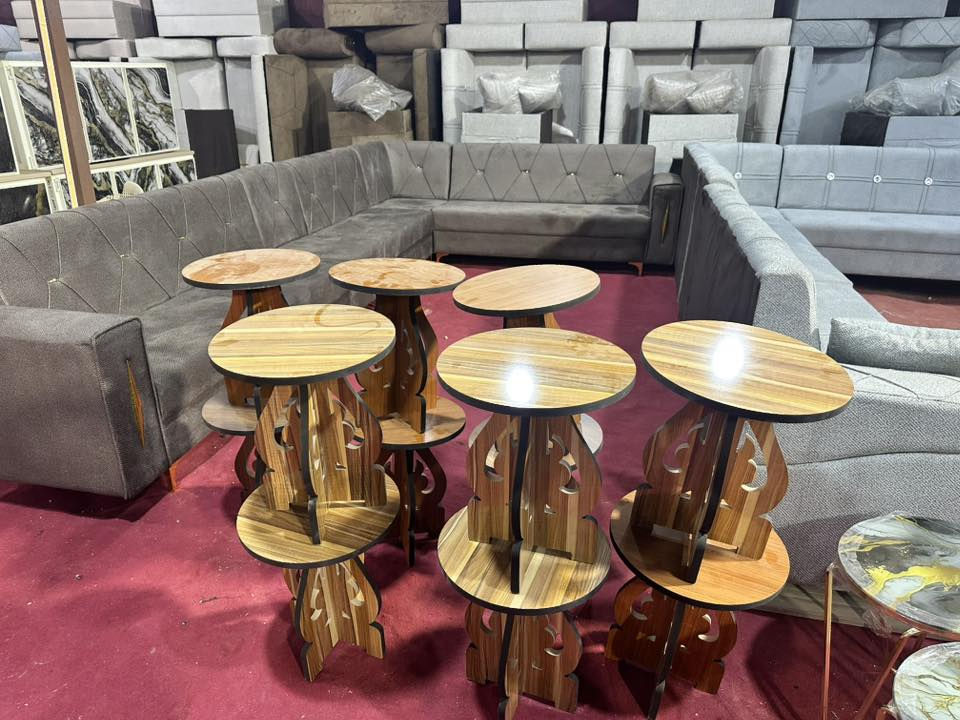 السلام عليكم اخوان الله خلقني لتحدي كافه الغراض المنزليه للبيع والشراء والمراوس جاهزين لتواصل عالمسنجر والواتساب (قادمون بقوه الله) هذا رقمي ***********
