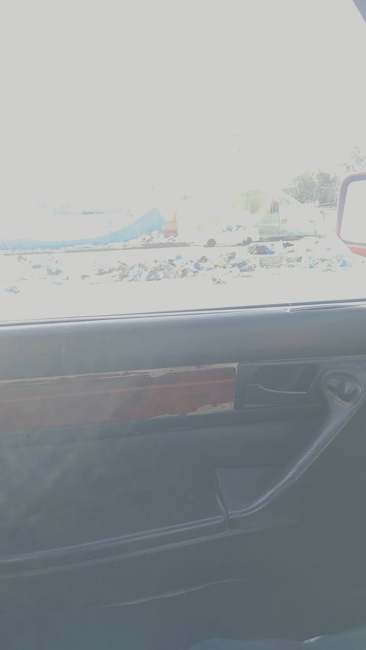 سلام عليكم
بي ام 735 موديل 1992  v6

مكينتها حلوة بس الكير فصل تنميره تمشي شوية ويفصل 
بدلت الدهن مالته لكيته خابط بينما كلشي ماجان بي خابرت سيد يحيى الله يوفقه  كلي مايرادلها بس الكير يتنضف هو والتورباين وكذلك القزان سوية
اما التبريد شغال العام اسافر بيها الظهر  بس الفان ظل يفصل هسه

ابيعها على وضعها سنويتها ساقطة 2020 الغرامات عليه 
السعر 33 ورقة مكاني الناصرية


**إذا كنت صاحب هذا الإعلان وتريد حذفه لأي سبب، رجاءا أرسل رسالة إلى الدعم الفني**