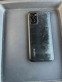 ريلمي 9 i للبيع  ذاكره 128  رام 6 ما مفتوح  سعرو 100 وبي مجال قليل الا...