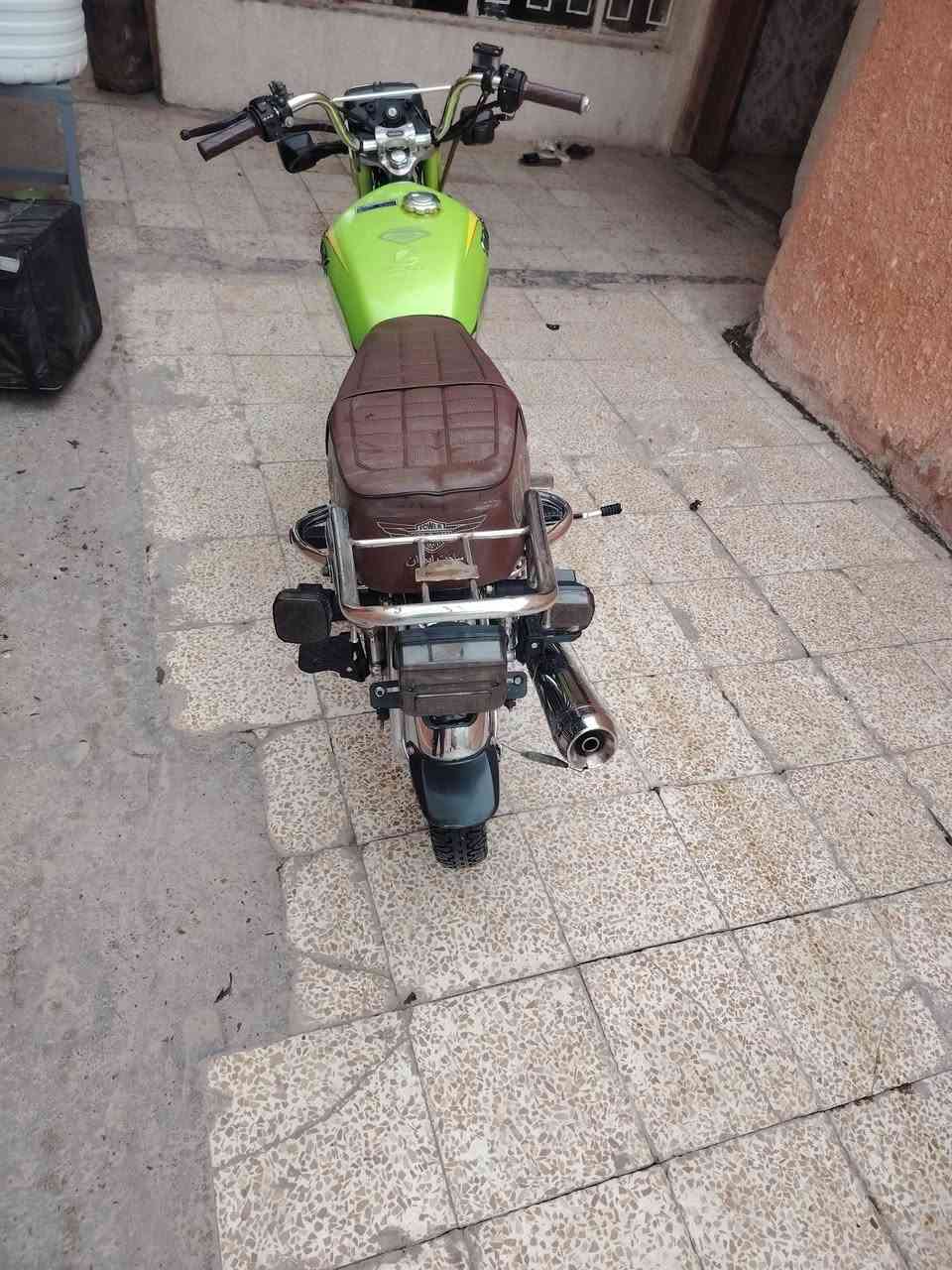 سلام عليكم دراجه خمس كير مديل ٢٥ مكفول دراجة جديد أوراق موجود بغداد الشعب السعرهه ٥٥٠ بيهه مجال الشراي يتصل ***********
