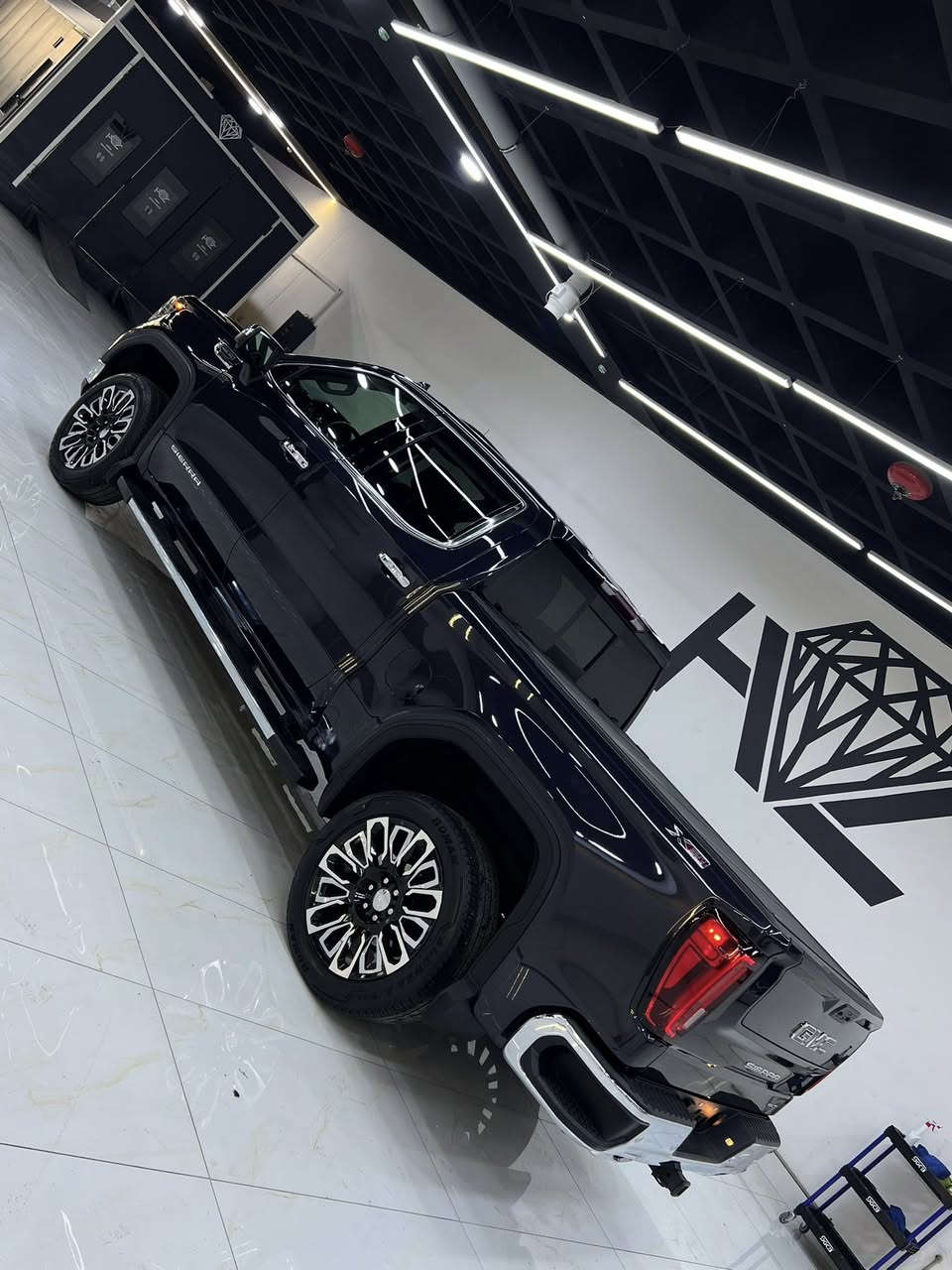 GMC SIERRA 2024
فول مواصفات 
***********
