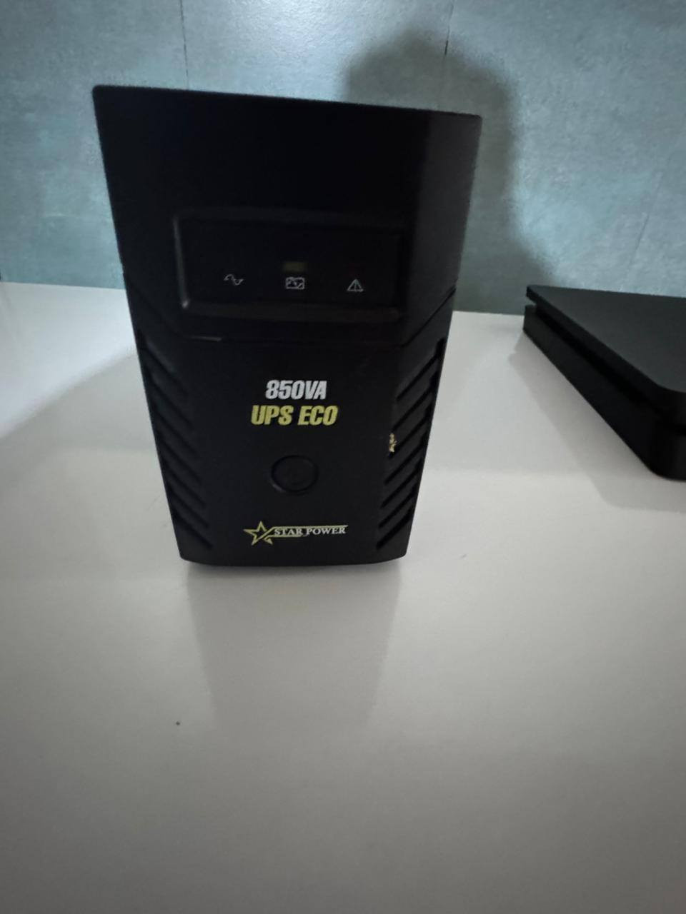 4 سلم مهكر نص تيرا واثنين يدات اصليات و ups اخو الجديد
مكفول من الفتح والتصليح غراضة كاملة كيبلات وكلشي بدون كارتون فقط السعر 300 وبي مجال ***********
