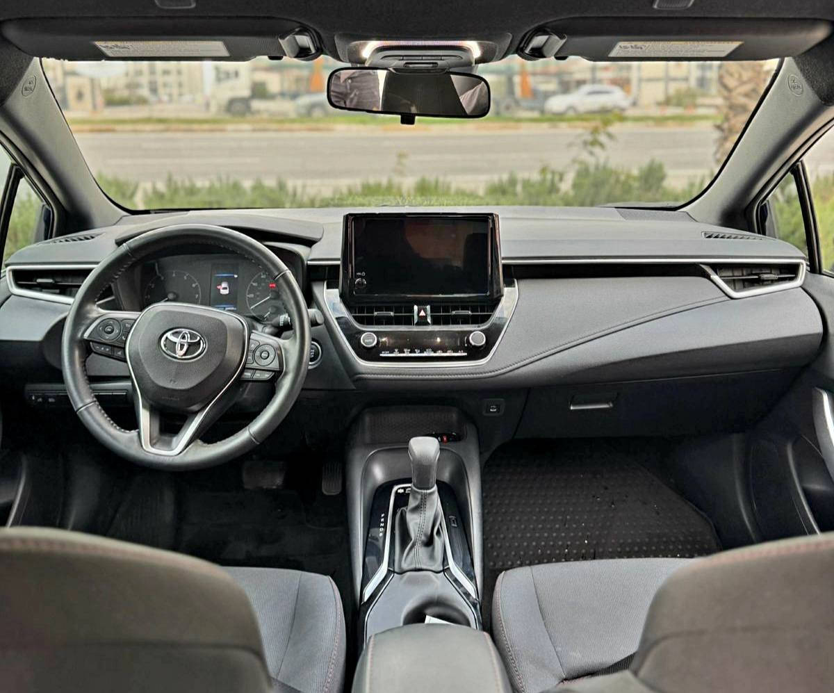 Toyota crolla 2024 SE
مؤديل 2024  
مواصفات SE
(به صمه ، شغال ،  شاشه گه وره ، ويل گه وره، سبؤرت، ٥ رادار ، بريك به سمه ، تحديد سورعه ، لايت زينؤن ، خه تى جاده،   ) بارجه و نيوو  سبوغ بي زؤري  هه موو شتيكى به شه رت ( گيروو مكينه تبريد ، رادار به رد بلادي ) هموو شتي شريكه يه )*********** أربيل, العراق
