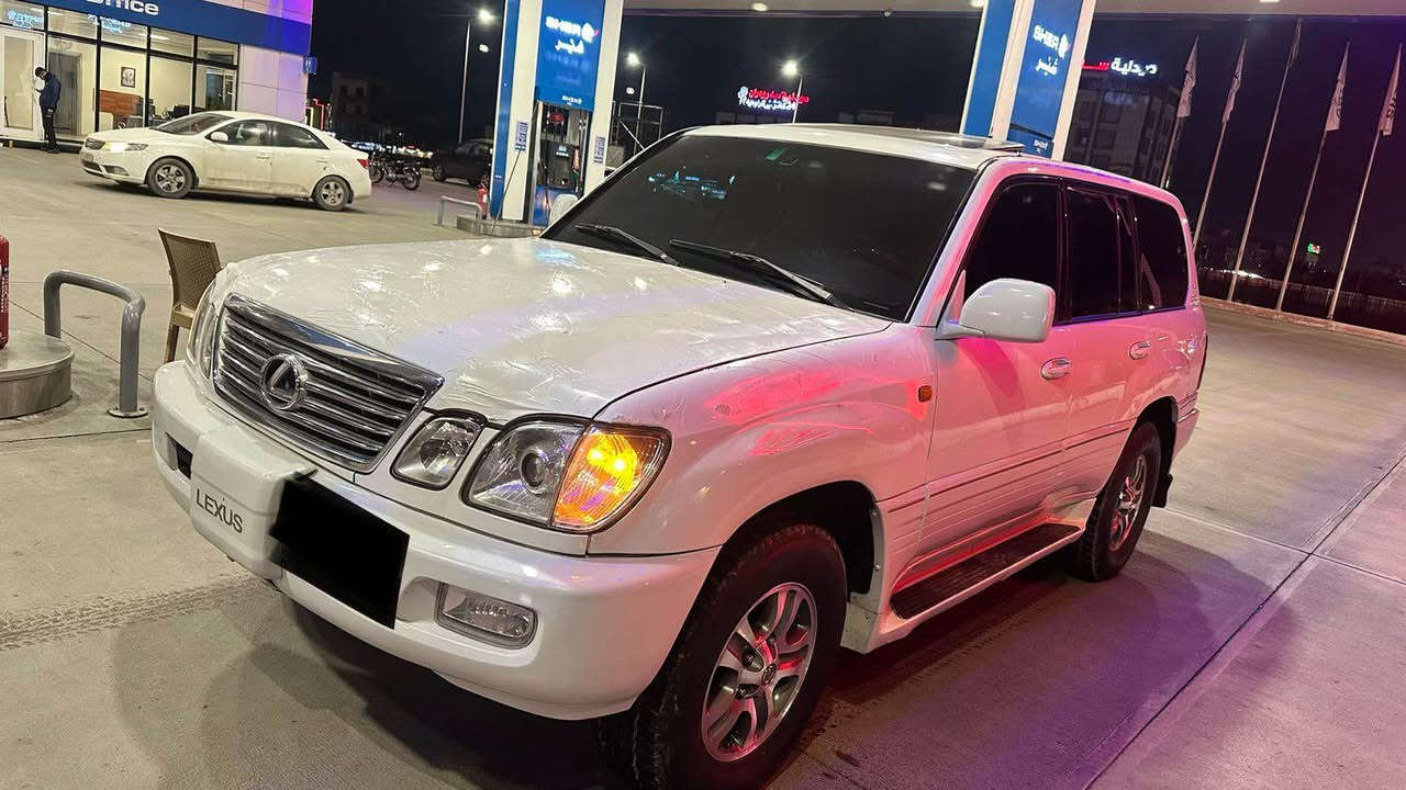 لیگزز 2006 دوبەیی ساغ بەشەرتی حاسیبە تازە داخل بووە سێ پارچە سبوغ قەپات مواسەفات گێڕ مەکینە دەبل اکسل تعديل سرحە کارەباییات هەمووی بەشەرت سەیارەکە لۆک لۆکە 139 گەڵا ژ.م/*********** الحمدانية, نينوى
