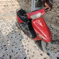 دراجة فراشة • دخان بالمكينة • أوراق باسمي