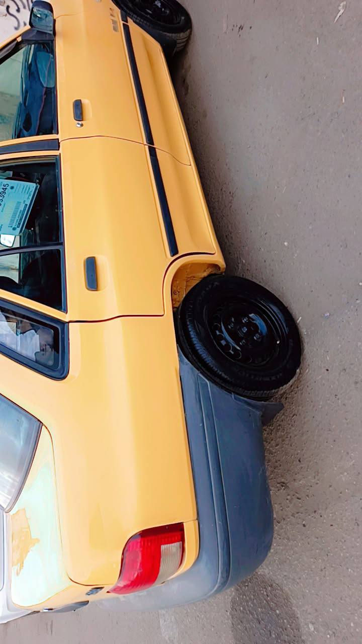 سلام عليكم سايبه موديل 2010 
كامله أي نواقص مابيهة بلاديه  تخم تاير جديد وباتري جديد سعر 25. ستفسار عله اذا رقم   ***********
