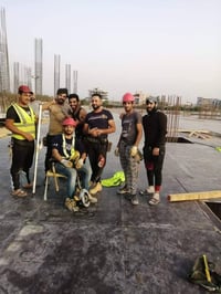 محطات كهرباء بنايات بيوت اي بنايه محطه كهرباء اي مهندس عنده عمل يتواصل...