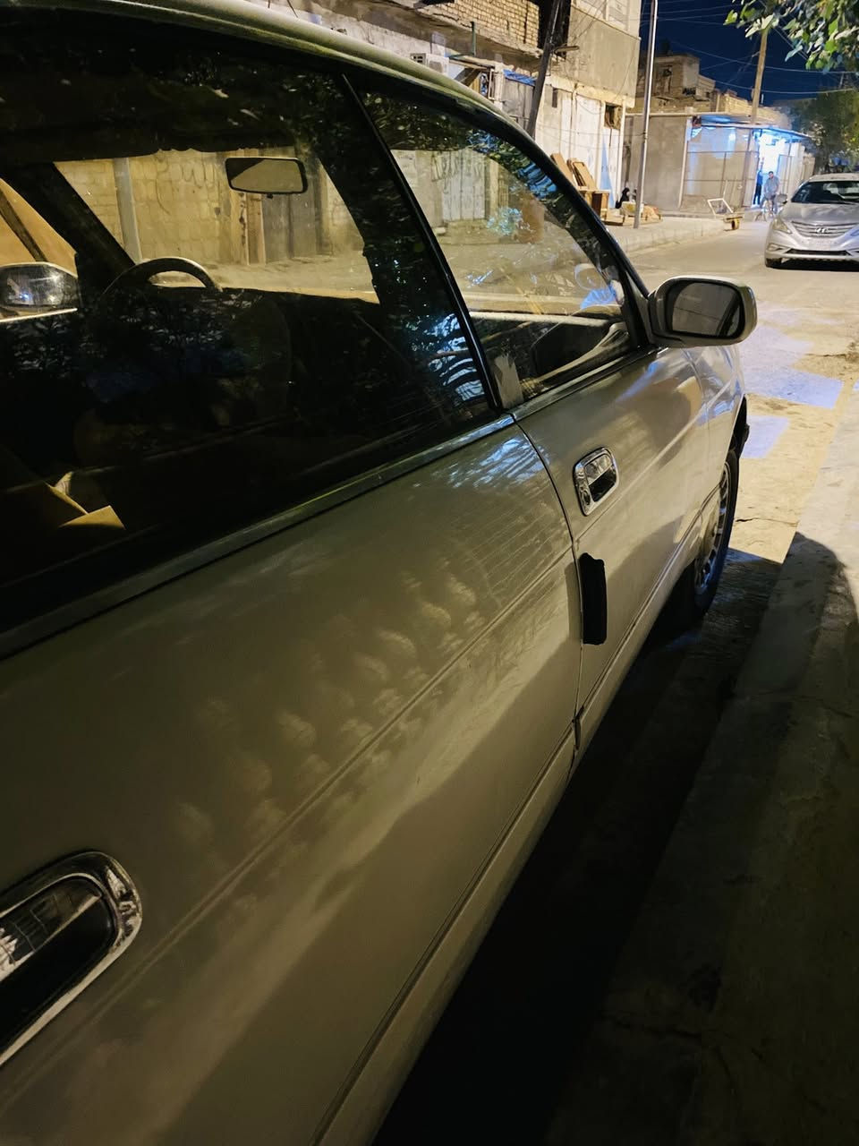 السلام عليكم. سياره بطه متصل رقم بغداد حرا تحويل أو وكاله سياره جديده وحلوه كفاله كير ومحرك كفاله تخم تيارات حداديه فول تبريد ثلج 
مكان سياره البصره ٥ميل قرب سوك 
سعر سياره 45ورقه 
رقم هاتف ***********
