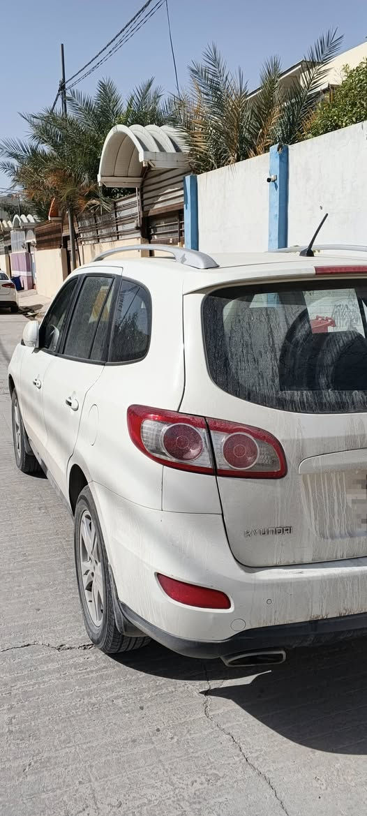 السلام عليكم  للبيع سنتافي خليجي 2011 رقم بغداد دولي السيارة باسمي السنوية 2029 فول مواصفات واحد على واحد مكفولة من الضربة والشواصي السعر 175 الاتصال على الرقم
***********
