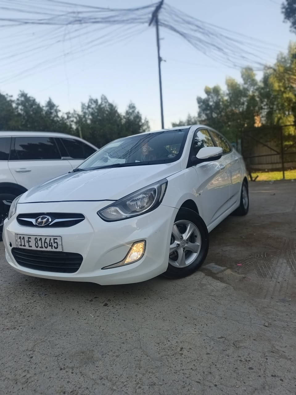 اكسنت مديل 2013 خليجي شركه عامه محرك 1600 دوش دبل قطره سياره بيها ٣ قطع صبغ والهلال الخلفي مال جاملغ سياره مكينه كير تبريد حداديه كلها جديده باسمي وتحويل ثاني يوم رايدها ب ٨٨ وبيها مجال مكاني بغداد  ***********
