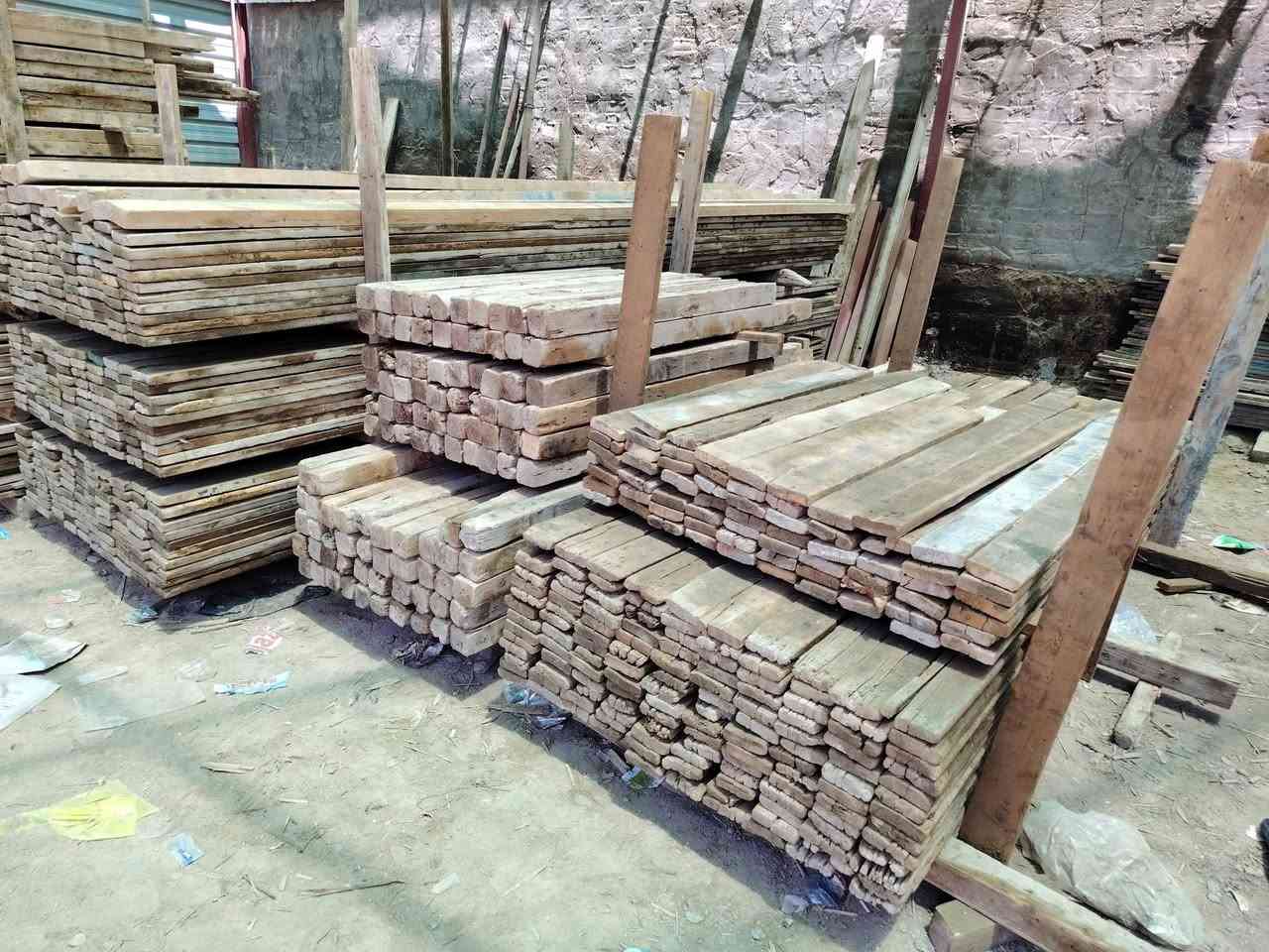 قالب خشب روسي تارس للبيع يدك 180 متر
العنوان الحله المركز ***********
