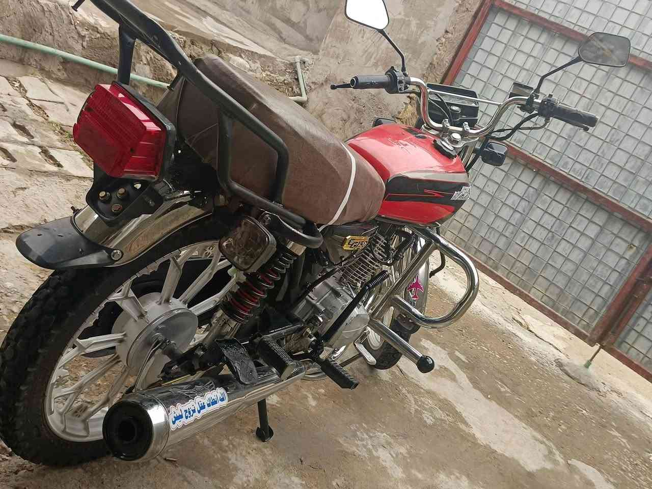 السلام عليكم للبيع ٢٠٢٠ نضيف محرك وكير شرط كهربائيات شغاله السعر ٥٠٠ وبي مجال رقمي ***********
