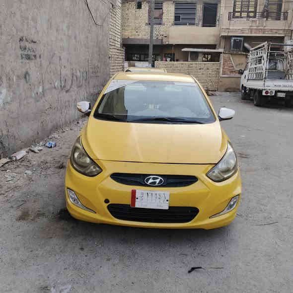 سلام عليكم هونداي اكسنت موديل 2013امريكي  حادثها فقط باب سايق ونفسة ليبل فقط طخطخات سياره جاهزه وجديده كير محرك مكفولات السياره  رقم بغداد سياره مكينه 1600جيداي  جاهزه تخم تاير جديد تبريد ثلج السعر 83 ورقه   مكاني بغداد للاتصال واتساب *********** كل تفاصيل ذكرتهه لتكلي شبيهة تعال كلبها تاخذها سونار وين ميعجبك تعال وخادم الكم
