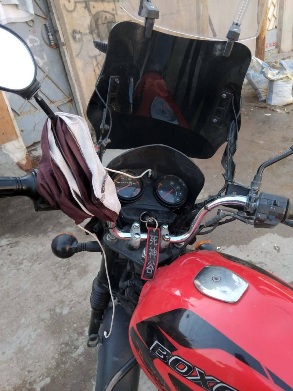 بوكسر ٢٠٢٢ مرقم للبيع تحويل ثاني يوم عارضه للبيع بمليونين و١٥٠ وبيه مجال ***********
