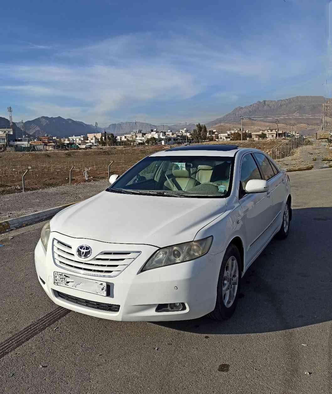 کامری 2008 فول مواسفات رەقم سلێمانی سەنەوی نوێ .گێرو مەکینە بەشەرت .هەموشتێکی بیلاد شەریکە هیچی دەستکاری نەکراوە بستێک سبوغی لەبنی دەرگای سەکن  هەیە سۆنەریش دانراوە. 138 ڕۆیشتوە  نرخی 120معامەلە شوێن ڕانیە .ڕەقەم تەلەفۆن *********** رانية, السليمانية
