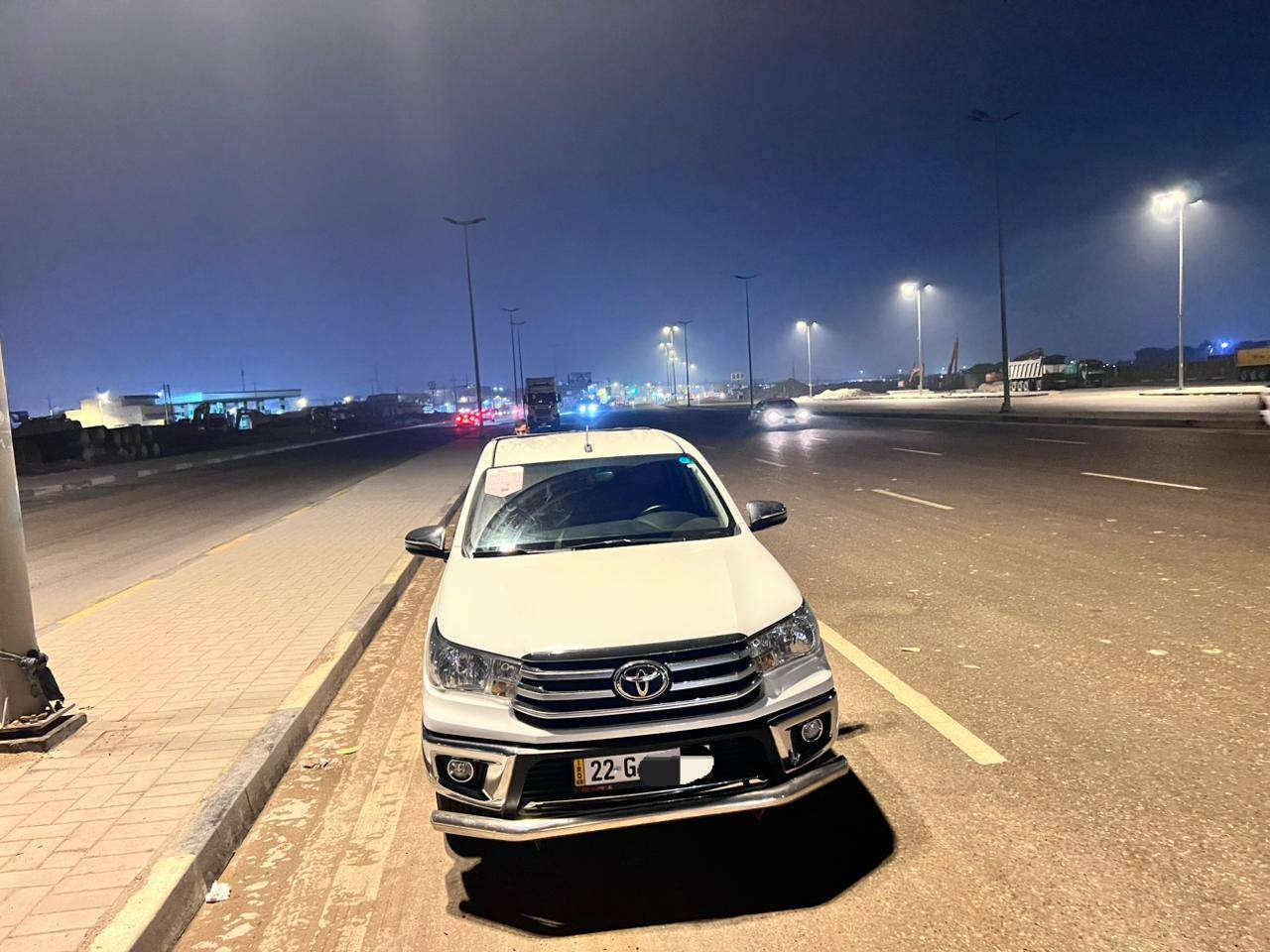 سلام عليكم تويوتا هايلوكس 2024
مكفوله ضربه صبغ تبديل بيهه بارد مكان واحد فقط
كير عادي ماشيه 50 الف 
السعر 240 مكان البصره
***********
