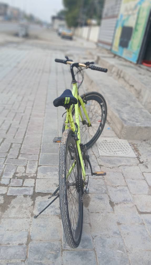 بايسكل رياضي للبيع
حجم 26
نضيف اي عطل مابيه
السعر:-70 الف وبي مجال 
عنوان مكاني بغداد الشعب 
رقم الهاتف :-***********
